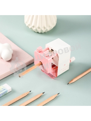 Точилка для карандашей механическая Deli EH515-PK, 1 отверстие, пластик, розовый/белый, пластиковый бокс