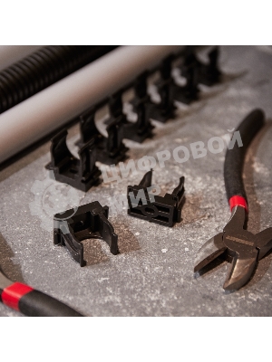 Крепеж-клипса для монтажного пистолета Rexant Ø 20 мм, черная (100 шт/уп)