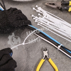 Хомут-стяжкa нейлоновая с тройным замком Rexant 300x3,6 мм, белая, упаковка 100 шт.