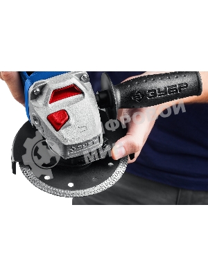 Угловая шлифовальная машина Зубр 125 мм, 1500 Вт, регулировка оборотов, серия Профессионал.