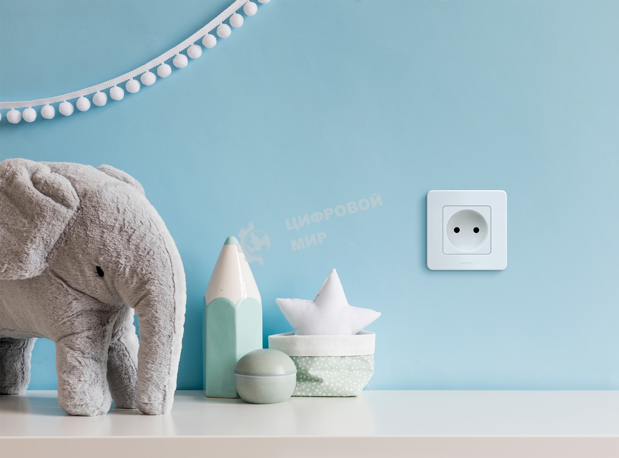 Розетка 2К 16А 250 В белый