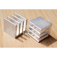 Аллюминиевый радиатор 10х10х10 мм