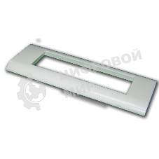 Пластиковая накладка на цоколь, 135x45, белая