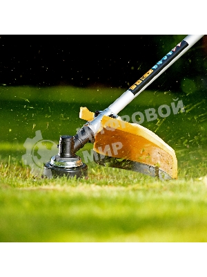 Триммер бензиновый Denzel DTL-52, 52 см3, неразъемная штанга, состоит из 2 частей