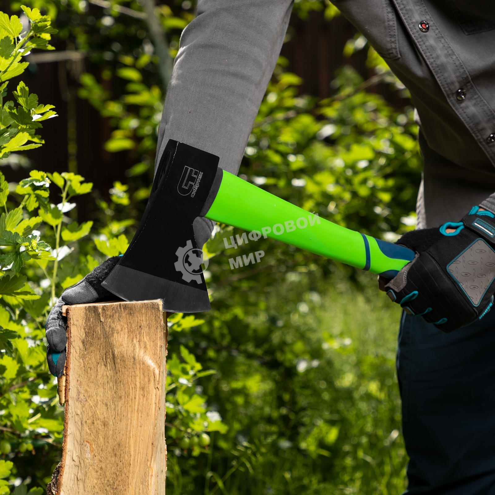 Топор Сибртех 1000 г, фибергласовое топорище