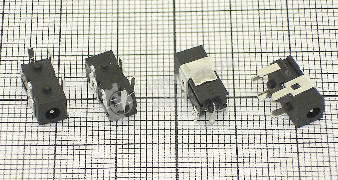 Разъем питания для планшета №11 (0.7х2.5мм)