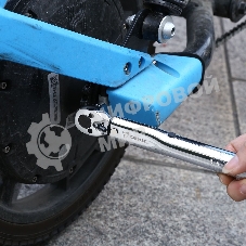 Ключ динам. Deko DKTW01 1/4