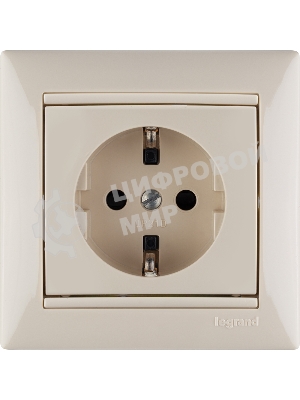 Розетка Legrand 774321 2К+3 со шторками, слон. кость Valena