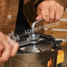 Циркулярная пила (дисковая) Deko DKCS1400 1400Вт (ручная)