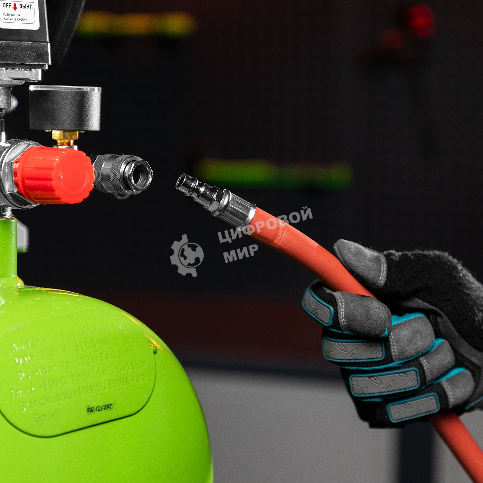 Шланг пневматический резиновый Stels 57021 10x16мм, 24 бар, армированный, быстросъем, 10 м