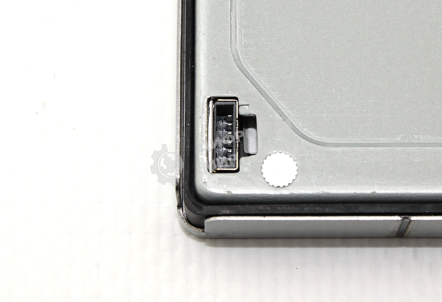 Матрица Q240UAN00