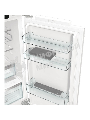 Встраиваемый холодильник Gorenje NRKI517E82WF, полезный объем 244 л, электронное управление, цифровой дисплей, автоматическое размораживание No Frost, быстрое замораживание, интенсивное охлаждение, зона свежести с контролем влажности, инверторный компрессор, энергоэффективность А+