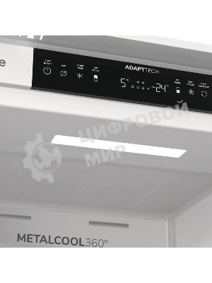 Встраиваемый холодильник Gorenje NRKI517E82WF, полезный объем 244 л, электронное управление, цифровой дисплей, автоматическое размораживание No Frost, быстрое замораживание, интенсивное охлаждение, зона свежести с контролем влажности, инверторный компрессор, энергоэффективность А+