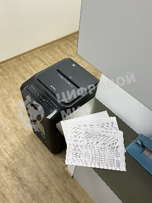 Шредер Heleos АП55-4 черный с автоподачей (секр.P-4) фрагменты 400лист. 55лтр. скрепки скобы пл.карты