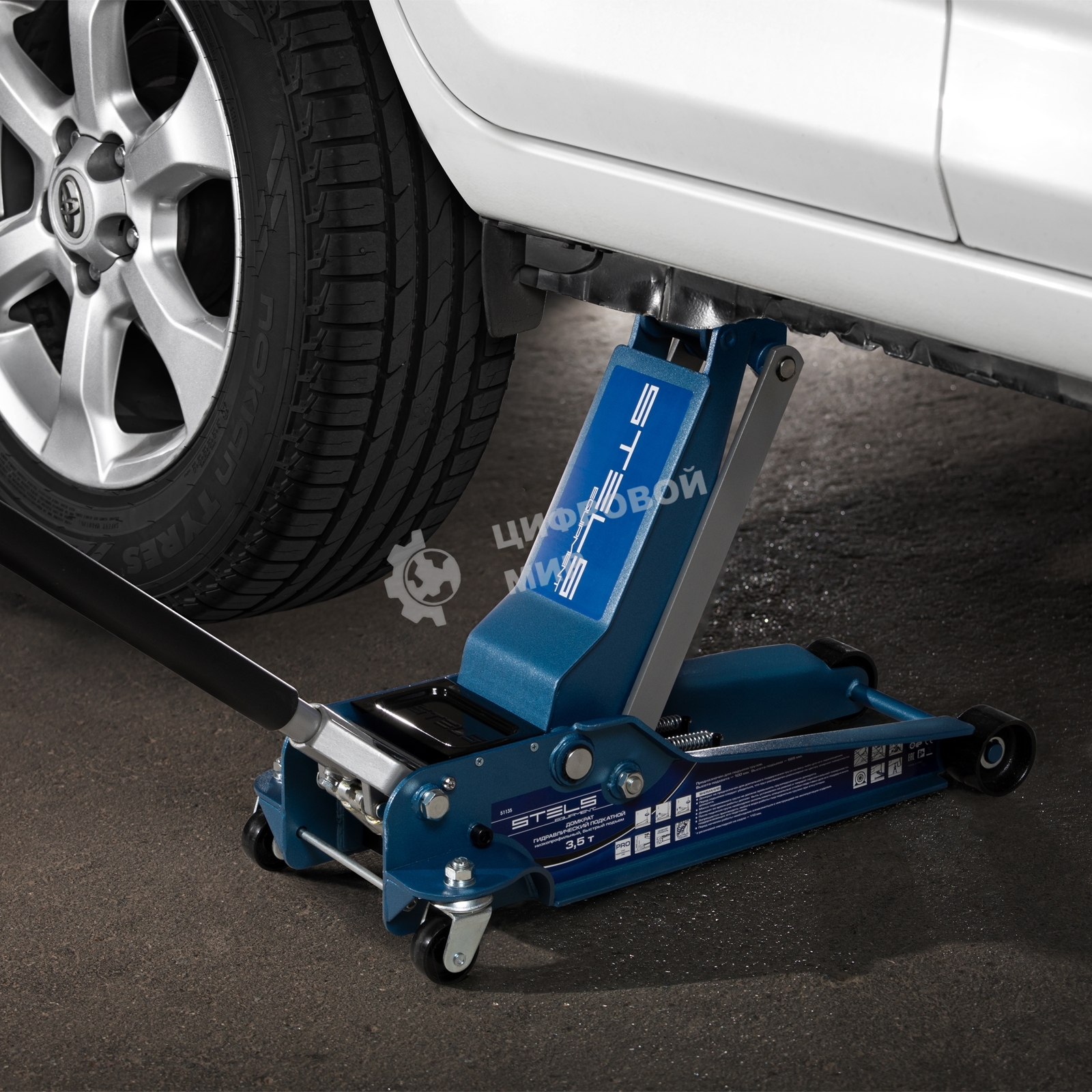 Домкрат Stels 51135 гидравлический подкатной быстрый подъем 3.5т low profile quick lift 100-565 мм
