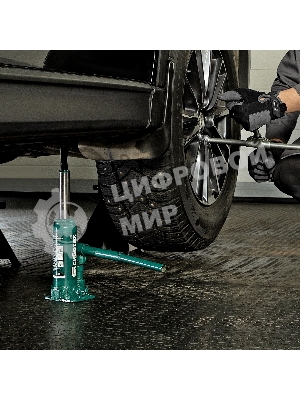 Домкрат гидравлический Сибртех бутылочный, 3т, 180-320 мм, в пластиковом кейсе