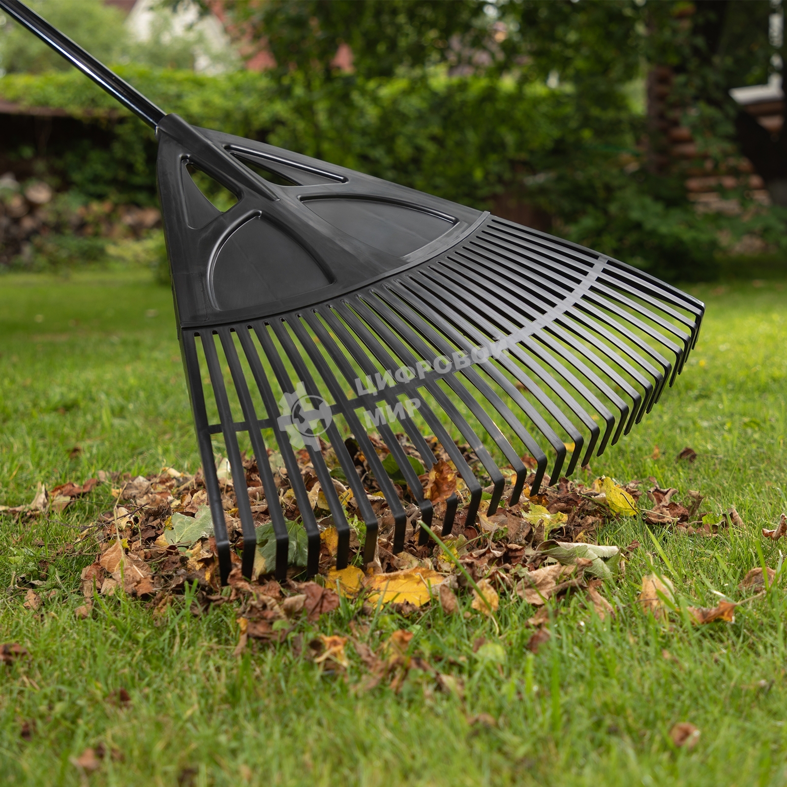 Грабли веерные пластиковые Palisad, 620х1750 мм, 27 плоских зубьев, алюминиевый черенок