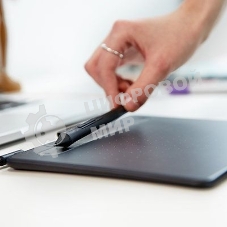 Графический планшет Wacom Intuos S CTL-4100K-N USB черный