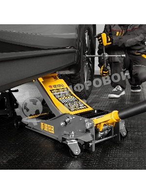 Домкрат гидравлический подкатной Denzel 3 т, 75-500 мм, быстрый подъем, низкий подхват, проф.