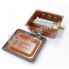Коробка У614А УХЛ1.5 с латунными сальниками ЗЭТА zeta30321