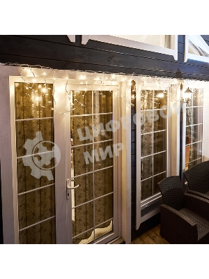 Гирлянда Neon-night Айсикл (Бахрома) светодиодная 5х0,7 м, 152 LED, белый провод каучук, теплое белое свечение