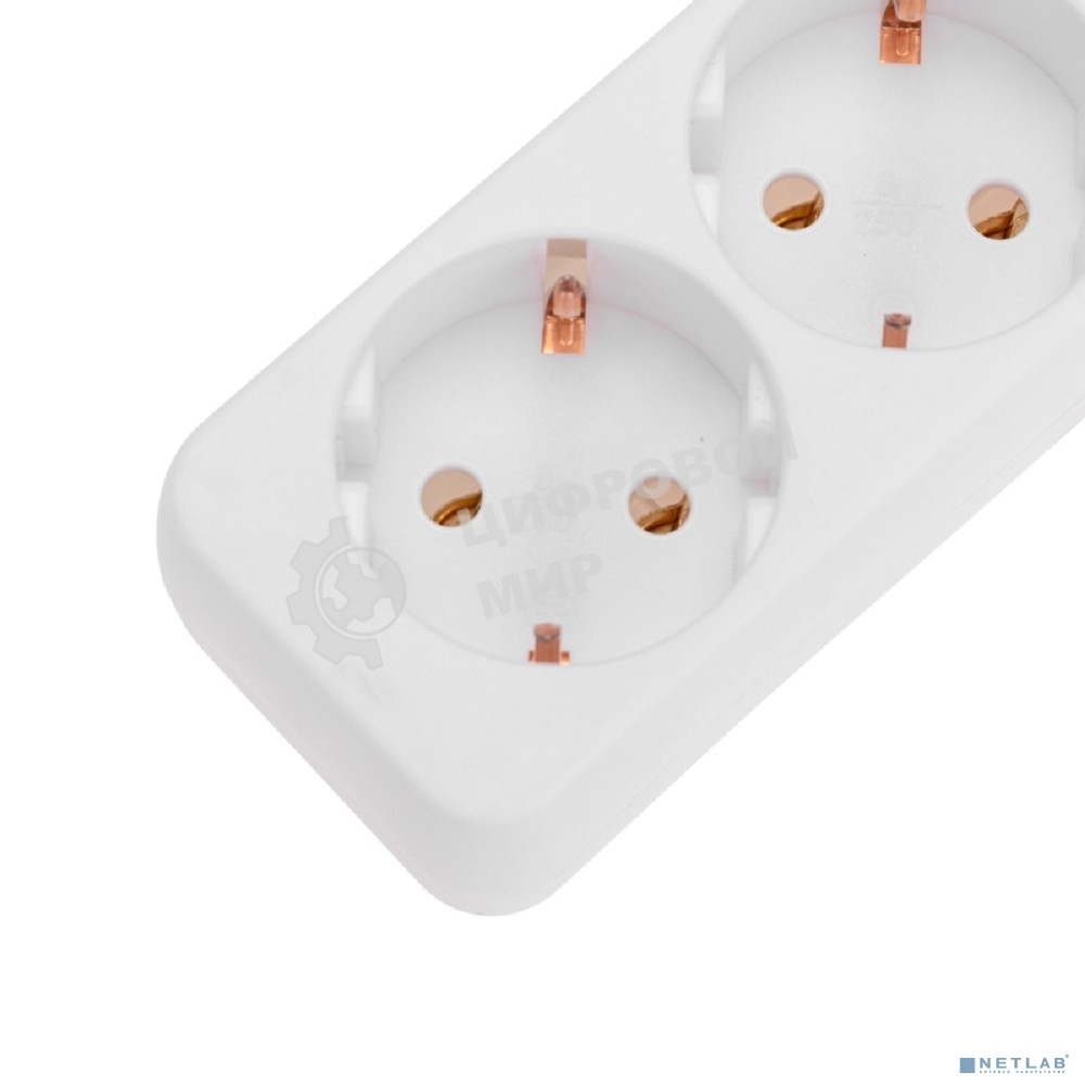 Удлинитель 5 гнезд, 1,5 м, 3х0,75 мм², с/з, белый PROconnect