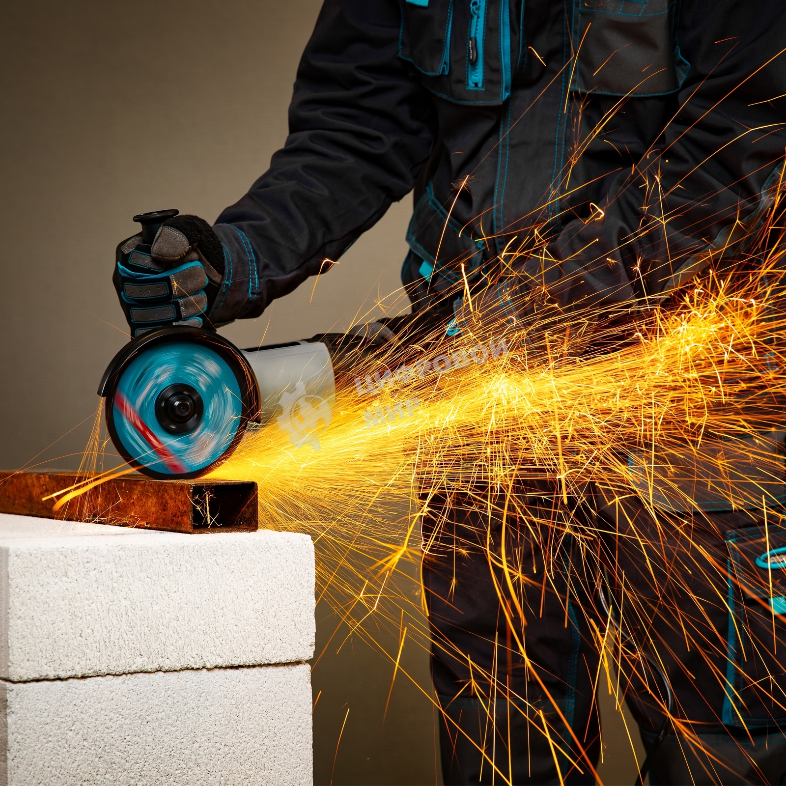 Круг отрезной по металлу Gross WA60TBF 125х1.0х22.2мм, в метал.банке, 10 шт. 743680