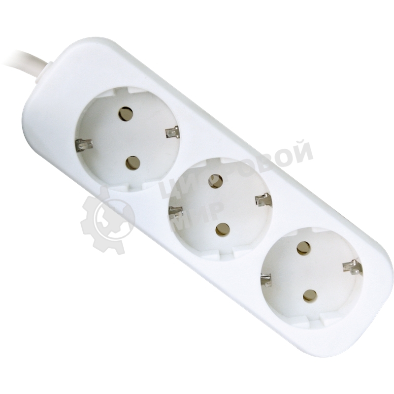 Удлинитель Defender E318 белый 1.8 м, 3 розетки 