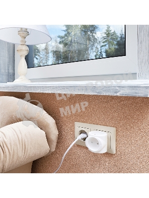 Тройник электрический Rexant биметалл 220В 6А белый