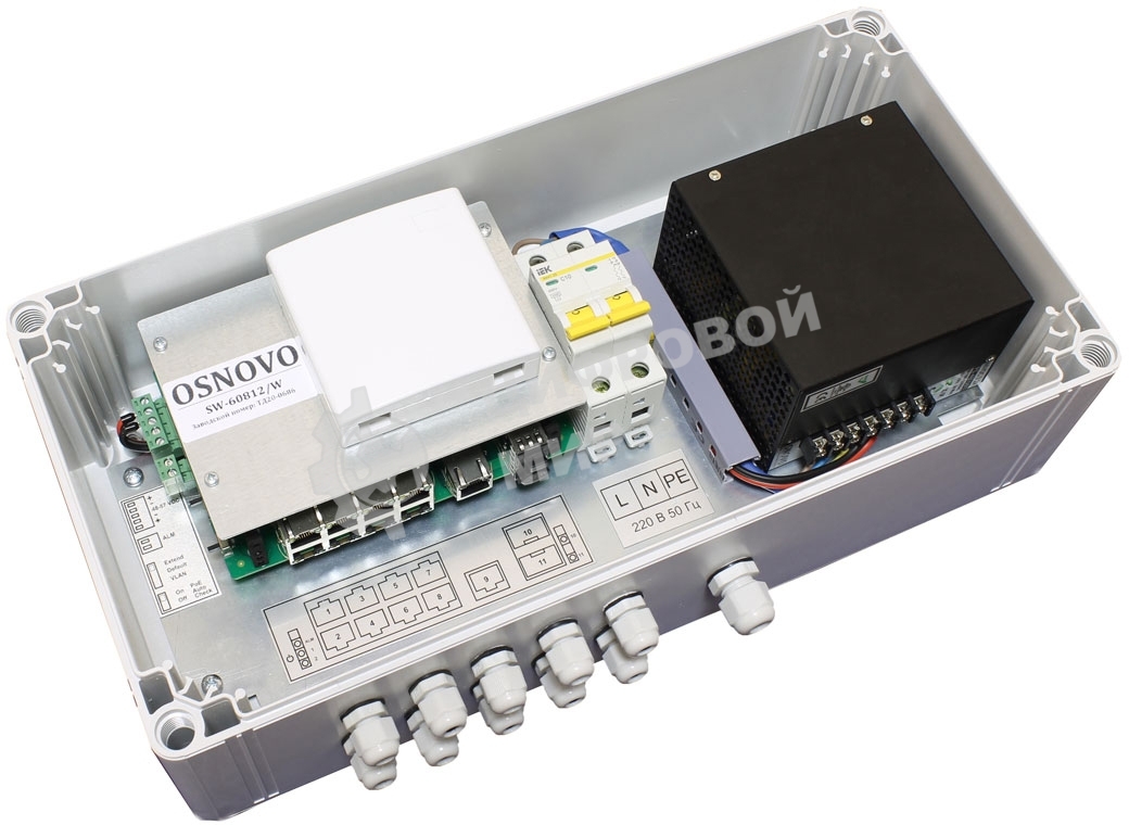 Уличный PoE коммутатор OSNOVO SW-60812/W - на 11 портов. Встроенная грозозащита. Соответствует стандартам PoE IEEE 802.3af/at/bt. Автоматическое определение PoE устройств. Суммарная мощность PoE до 240W. В комплекте оптическая розетка.