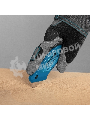 Нож Gross 130 мм, алюм. корпус, выдв. трапец. лезвие 18 мм (SK-5), клипса для ремня, 4 лезвия