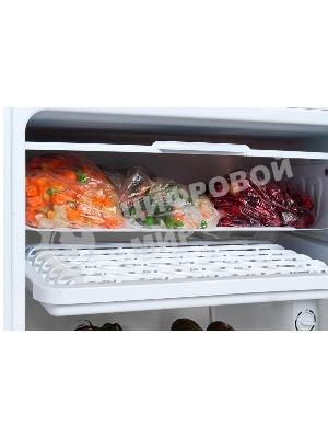 Холодильник Hyundai CO1003 белый однокамерный 93л