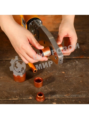 Сварочный аппарат для пластиковых труб Deko PPWM2100W LCD раструбная 2.1кВт (кейс в комплекте)