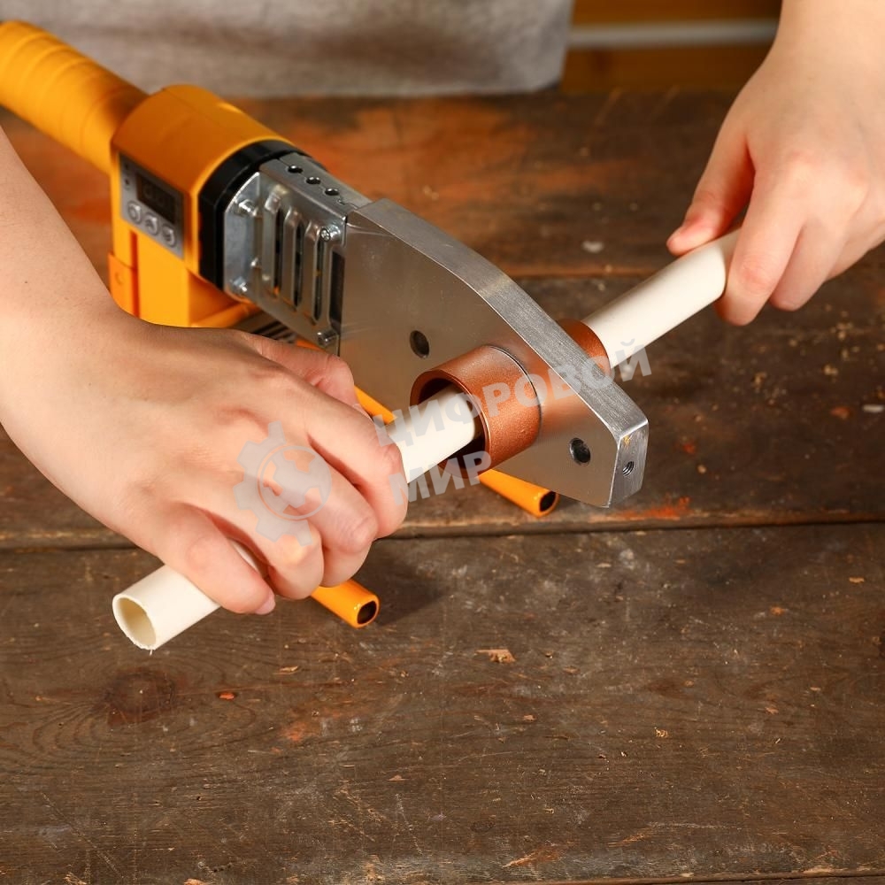 Сварочный аппарат для пластиковых труб Deko PPWM2100W LCD раструбная 2.1кВт (кейс в комплекте)