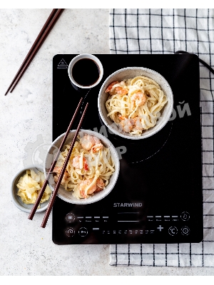 Индукционная плитка Starwind STI-1001 черный стеклокерамика (настольная)