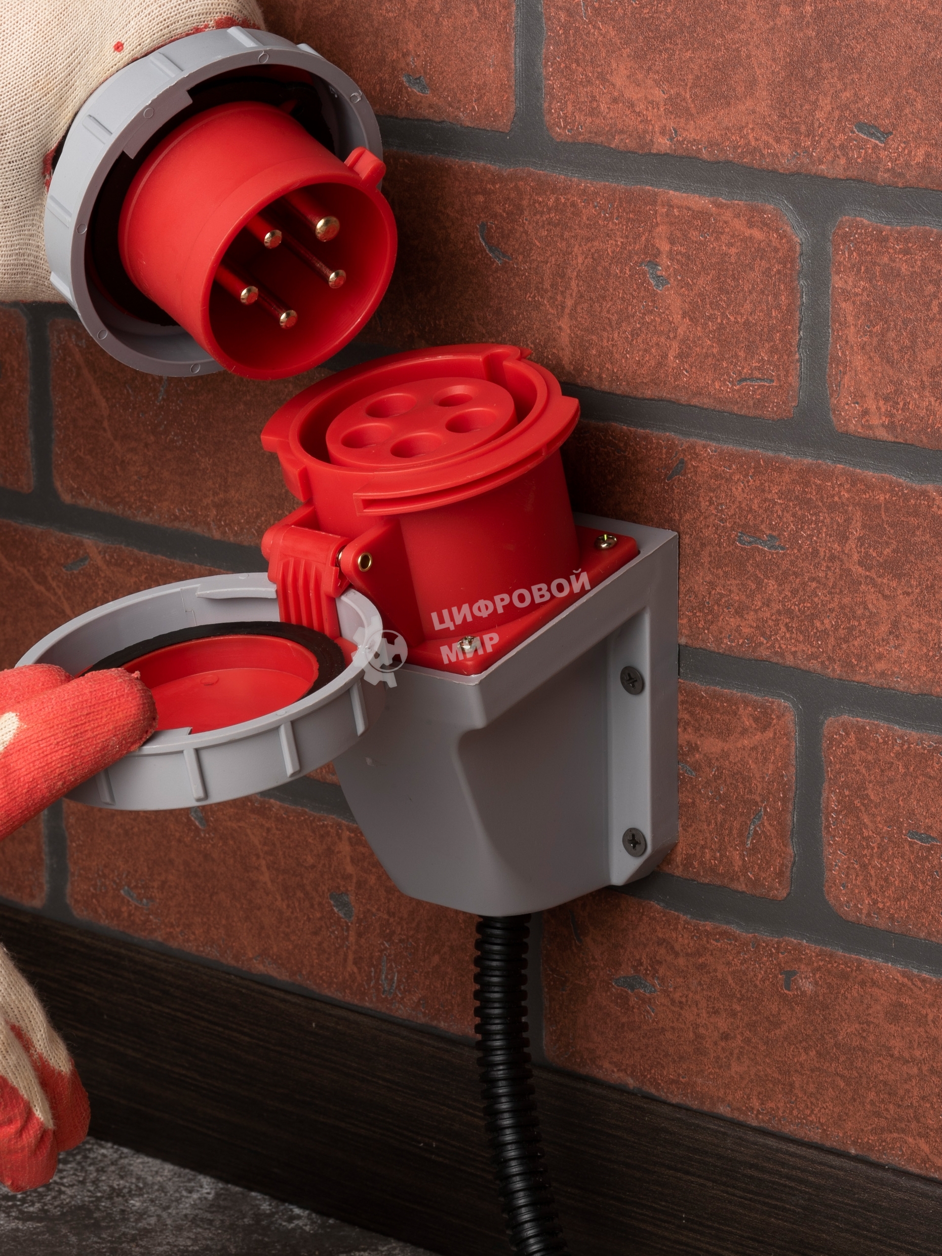 Розетка стационарная наружная 1252 3Р+РЕ+N 32А 380В IP67 PROxima EKF ps-1252-32-380