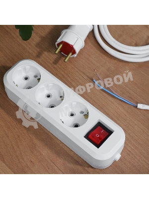 Колодка Rexant 3 гнезда с кнопкой c заземлением