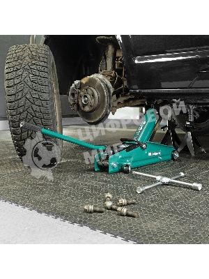 Домкрат гидравлический подкатной Сибртех 3 т, 135-400 мм