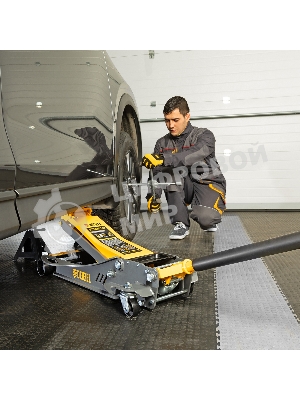 Домкрат гидравлический подкатной Denzel 3,8 т, 110-580 мм, быстрый подъем, низкий подхват, проф.