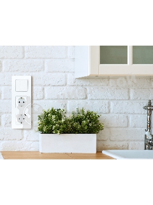 Розетка 2К+З немецкий стандарт 16А 250 В белый