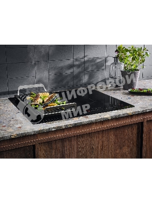 Индукционная варочная панель Electrolux EIV644 черный