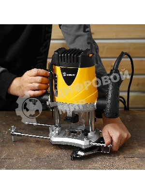 Фрезер Deko DKR1900 1900Вт 30000об/мин макс.ход:55мм