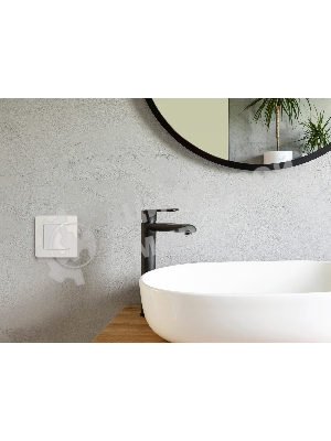 Розетка 2К+З IP44 с крышкой и шторками немецкий стандарт 16А 250 В белый