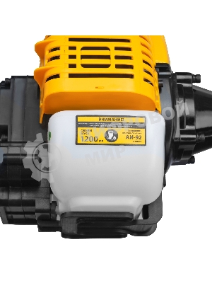 Триммер бензиновый Denzel DT-43E, 43 см3, неразъемная штанга, электростартер, состоит из 2 частей